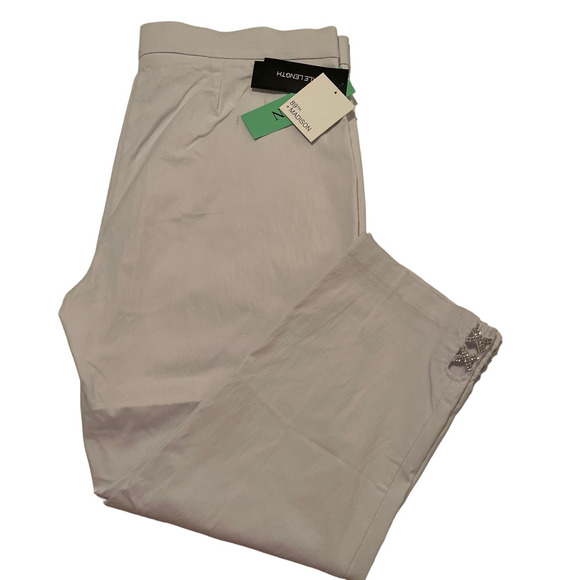 NWT 89th Madison White Dress pants comfort waist ankle length Women Sz 22 NWT - Picture 1 of 10